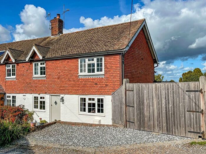 3 Bedroom Semi-detached House For Sale In Starrs Green Lane, Battle, TN33