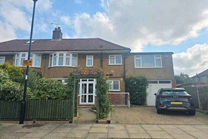 4 Bedroom Property To Rent In College Road, Enfield, EN2
