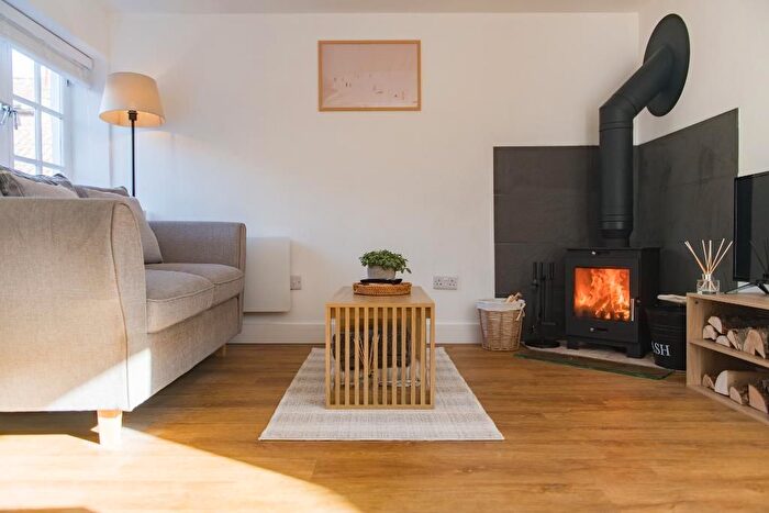 1 Bedroom Terraced House For Sale In The Chain, Sandwich, Kent, CT13
