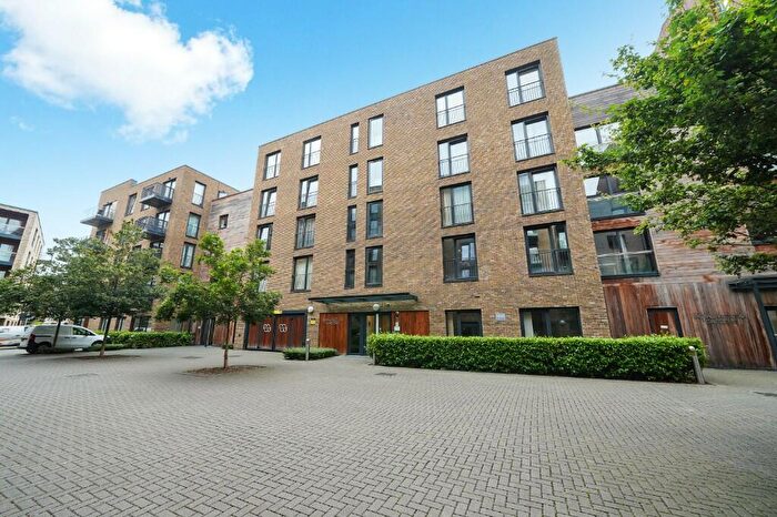 1 Bedroom Apartment To Rent In Royal Victoria Gardens, Whiting Way, Surrey Quays, SE16
