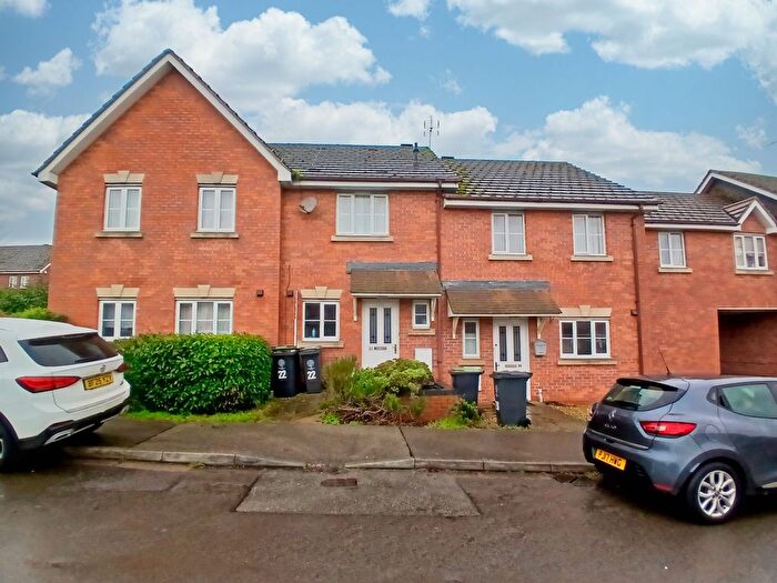 2 Bedroom Terraced House For Sale In Gravely Street, Rushden, NN10