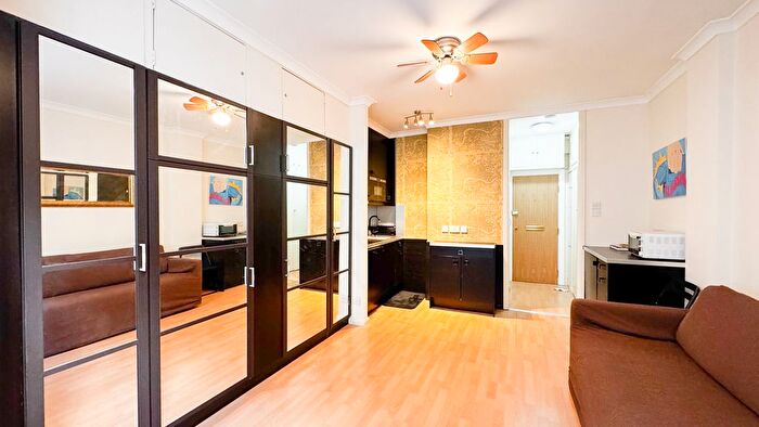 Studio To Rent In Woburn Place, London, WC1H