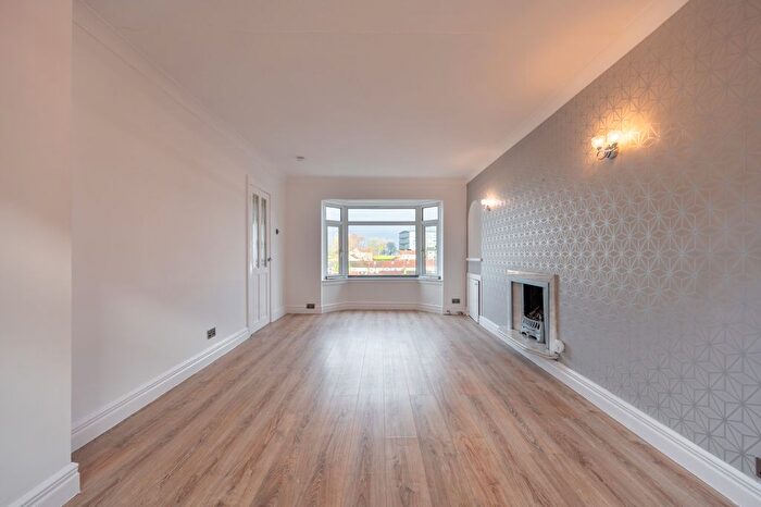 3 Bedroom Semi-detached House To Rent In Shetland Drive, Glasgow, Glasgow, G44