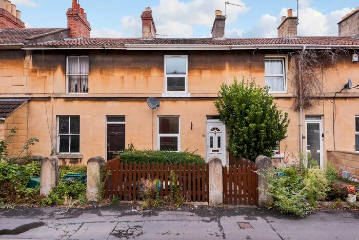 3 Bedroom Terraced House To Rent In South View Road, Bath, BA2