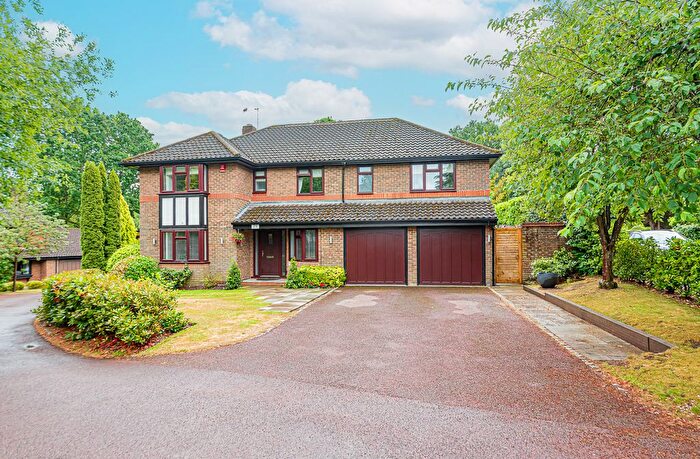 5 Bedroom Detached House For Sale In The Burlings, Ascot, SL5
