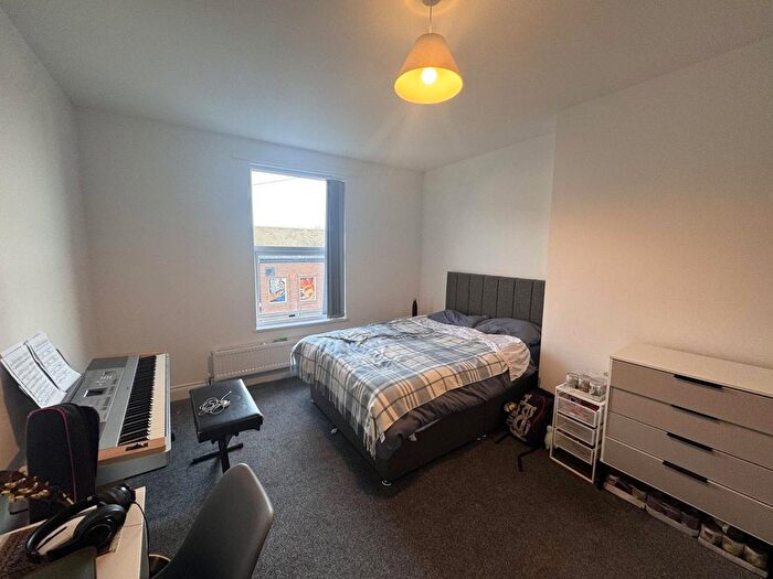 4 Bedroom Semi-Detached House To Rent In High Street, Durham, DH7