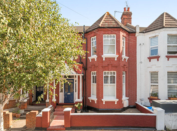 3 Bedroom Terraced House For Sale In Larch Road, London, NW2