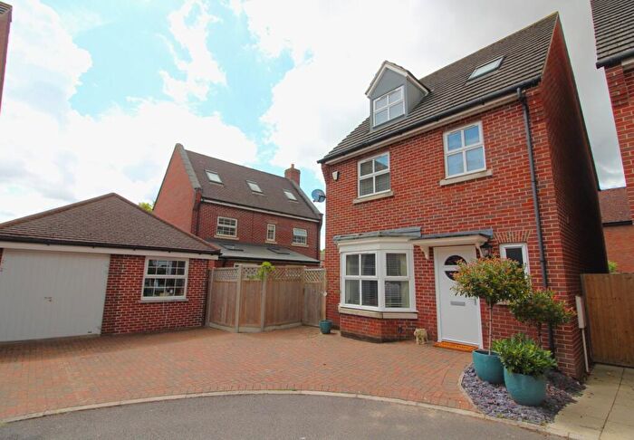 4 Bedroom Detached House For Sale In Convent Gardens, Baldock, SG7