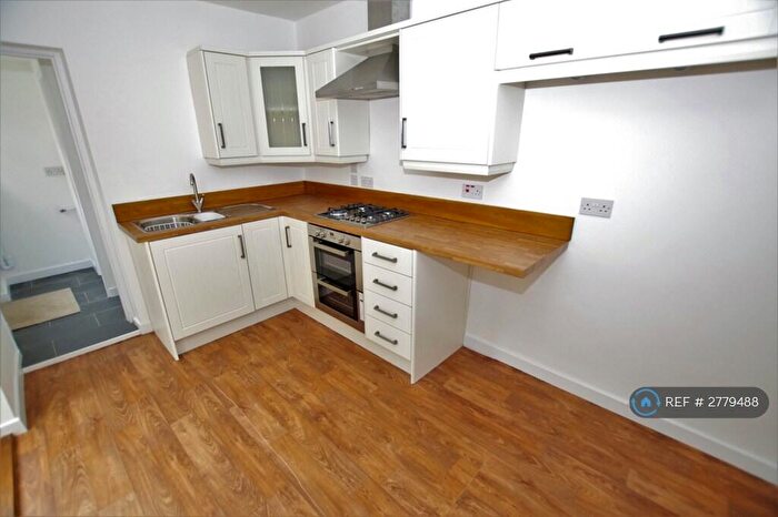 3 Bedroom Terraced House To Rent In Western Street, Swindon, SN1