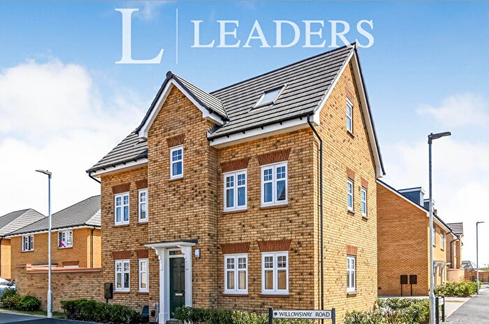 4 Bedroom Town House To Rent In Daisy Lane, Wixams, MK42
