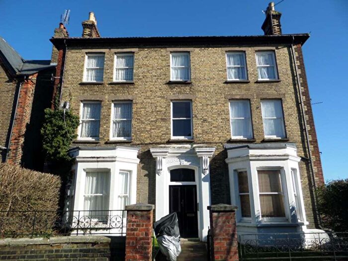 Studio To Rent In Watts Avenue, Rochester, ME1