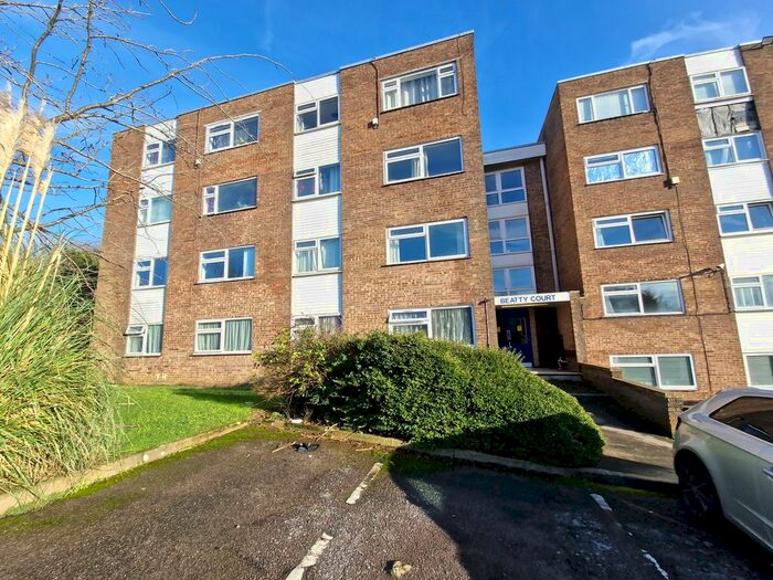 2 Bedroom Flat To Rent In Anson Drive, Southampton, SO19