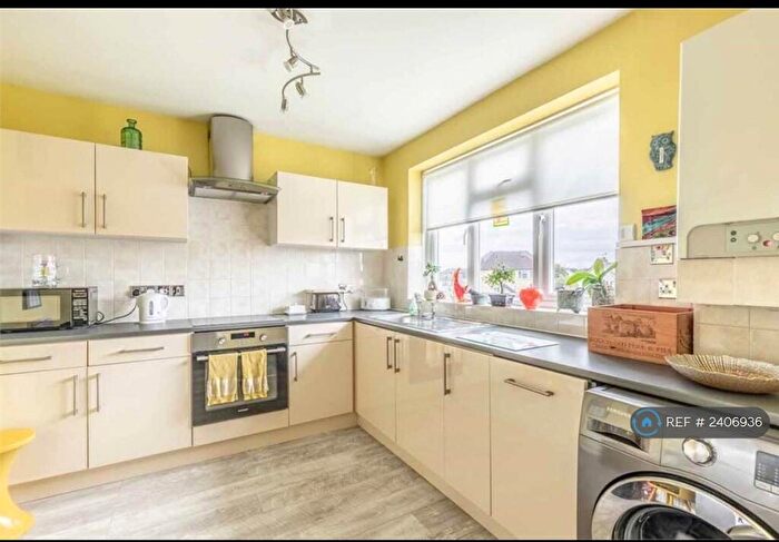 2 Bedroom Terraced House To Rent In Nursery Roadtaplow, Maidenhead, SL6