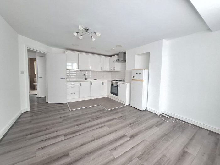 3 Bedroom Flat To Rent In Danes Gate, Harrow, HA1