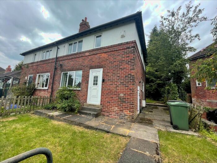 3 Bedroom Semi-Detached House To Rent In King Edward Avenue, Horsforth, Leeds, West Yorkshire, Uk, LS18