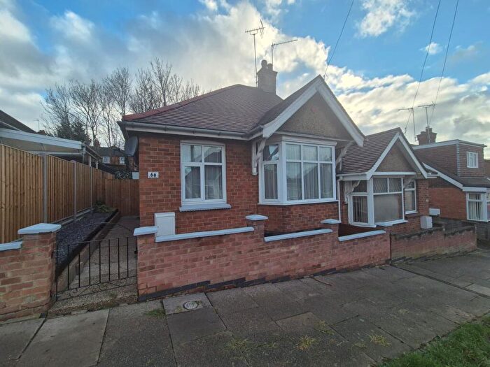 2 Bedroom Bungalow To Rent In Norton Road, Kingsthorpe, NN2