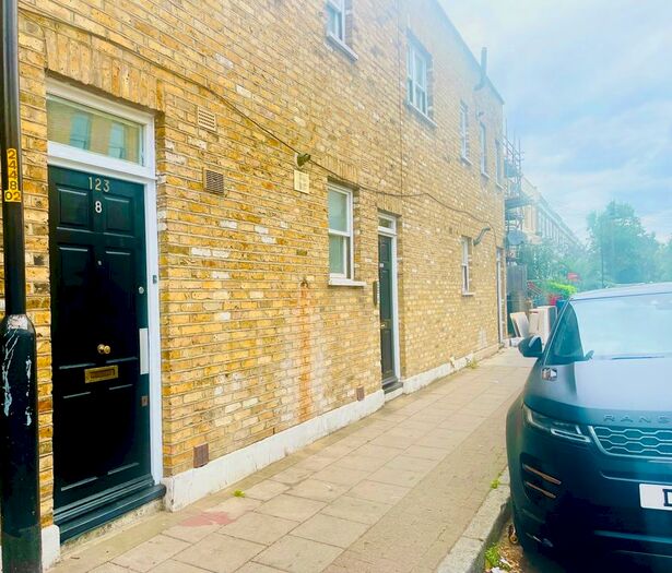 1 Bedroom Flat To Rent In Wood Dene, Queens Road, London, SE15