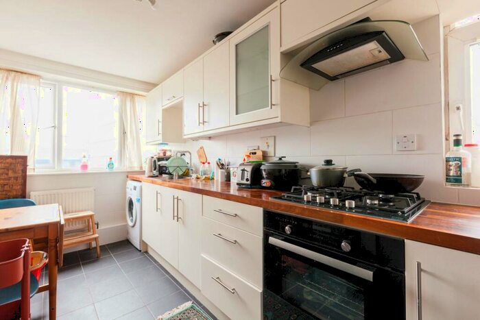 1 Bedroom Flat To Rent In Jamaica Street, , Stepney, London, E1