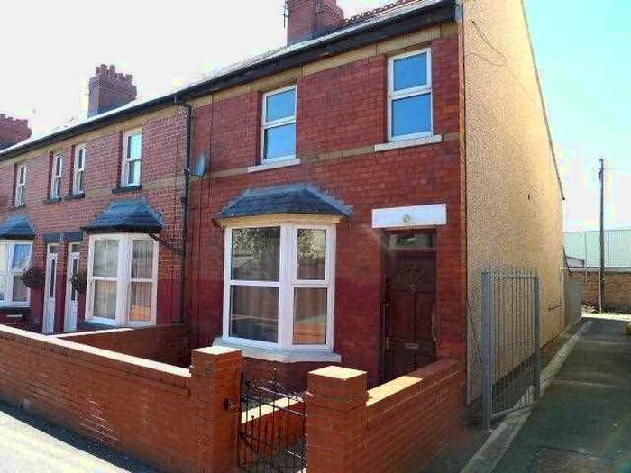 3 Bedroom Semidetached House To Rent In Millbank Road, Rhyl LL18
