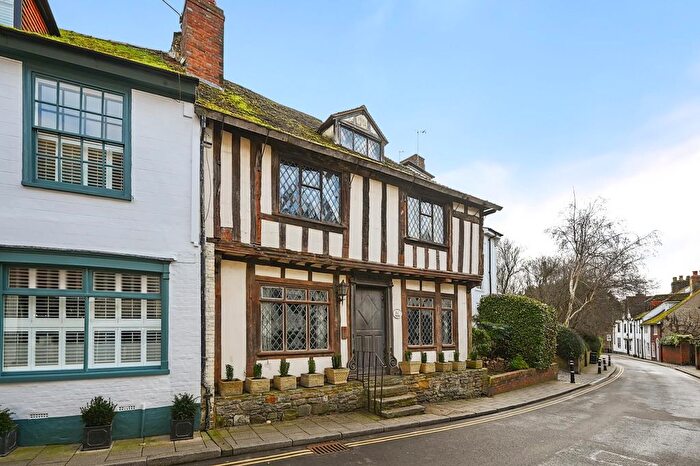 3 Bedroom Town House To Rent In The Mint, Rye, TN31