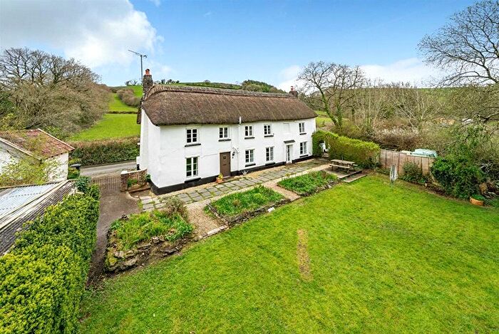 4 Bedroom Detached House For Sale In Yeoland Lane, Swimbridge, Barnstaple, Devon, EX32