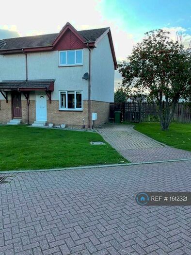 2 Bedroom Semi-Detached House To Rent In Moor Park Crescent, Prestwick, KA9