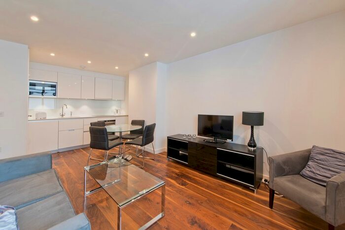 1 Bedroom Flat To Rent In West One, Newman Street, Fitzrovia, W1T