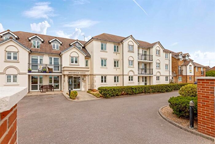 2 Bedroom Retirement Property For Sale In Brighton Road, Lancing, BN15