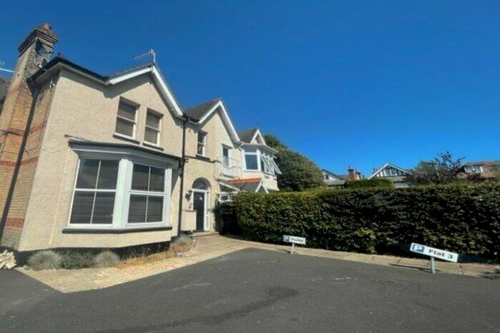 2 Bedroom Flat To Rent In Alum Chine Road, Bournemouth, BH4