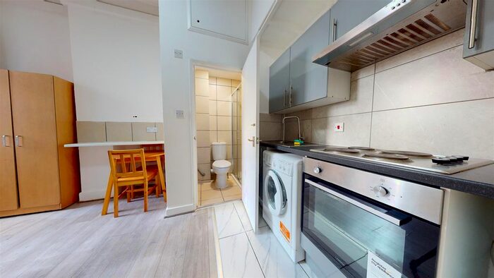 1 Bedroom Flat To Rent In - Craven Park, Harlesden, London, NW10