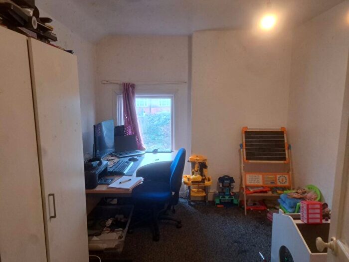 3 Bedroom Terraced House For Sale In Wesley Road, Erdington, Birmingham, West Midlands, B23