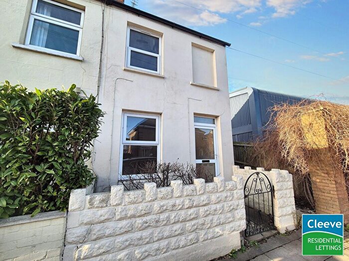 2 Bedroom End Of Terrace House To Rent In Russell Place, Cheltenham, GL51
