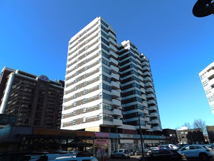 2 Bedroom Flat To Rent In Staines Road West, Sunbury-On-Thames, TW16