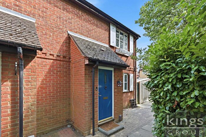 3 Bedroom End Of Terrace House For Sale In Mallards Rise, Church Langley, CM17