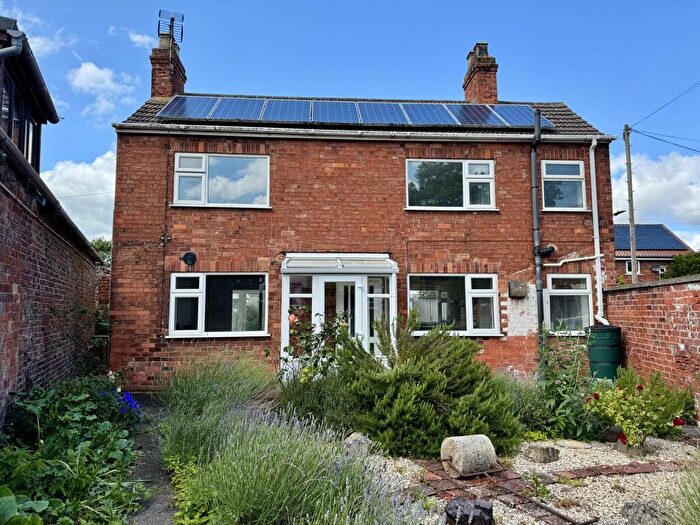 3 Bedroom Detached House For Sale In Coronation Cottage, Low Street, South Ferriby, Barton-Upon-Humber, Lincolnshire, DN18