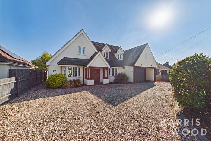 4 Bedroom Chalet For Sale In Waldingfield Road, Acton, Suffolk, CO10