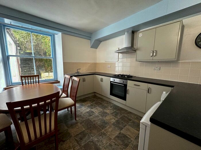 2 Bedroom Flat To Rent In Hope Street, St. Andrews, Fife, KY16