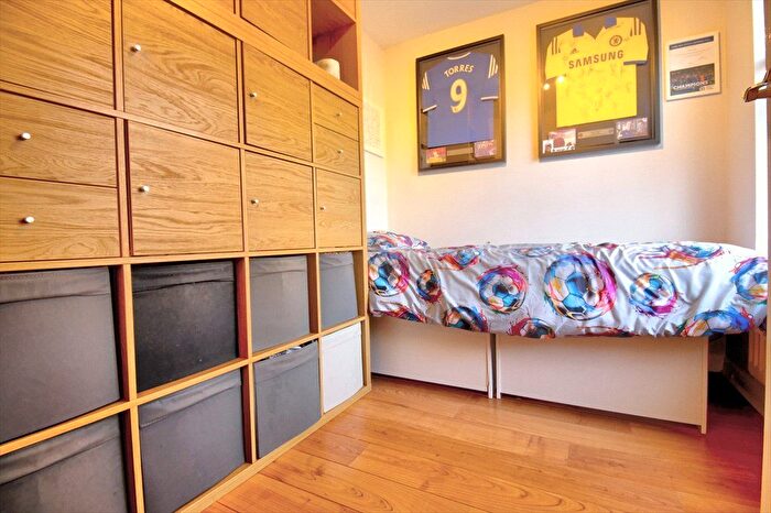 3 Bedroom Terraced House For Sale In Sycamore Rise, Bracknell, Berkshire, RG12