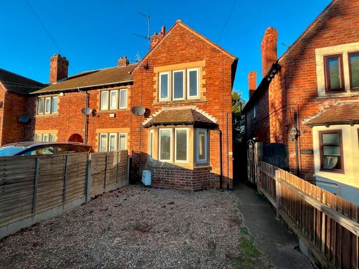 2 Bedroom Terraced House To Rent In Dysart Road, Grantham, NG31