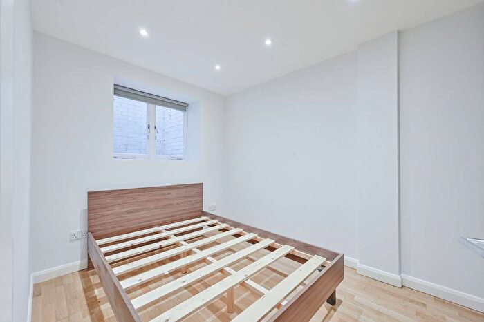 2 Bedroom Flat To Rent In Abercorn Place, St John's Wood, London, NW8