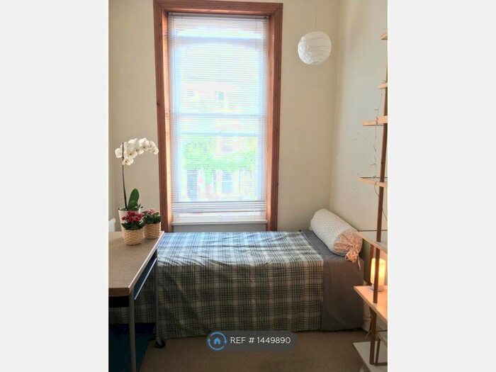 2 Bedroom Flat To Rent In Saltram Crescent, London, W9