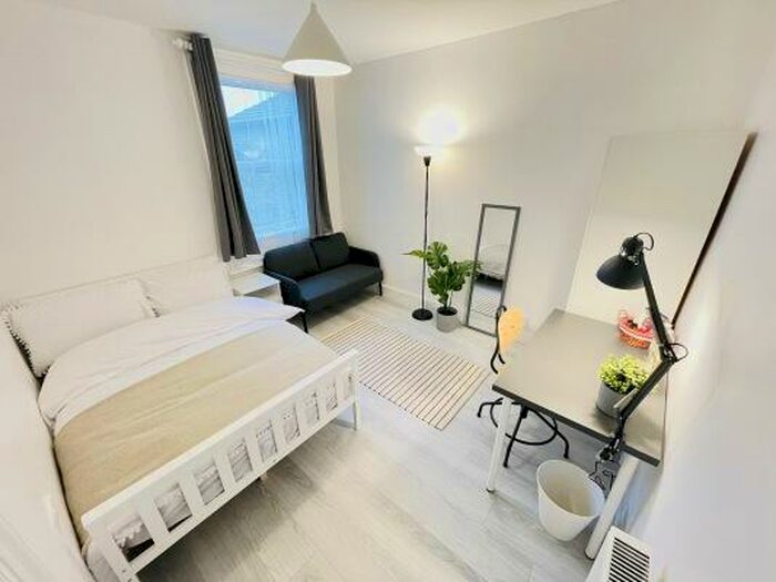 1 Bedroom House To Rent In Norman Road, London, E11