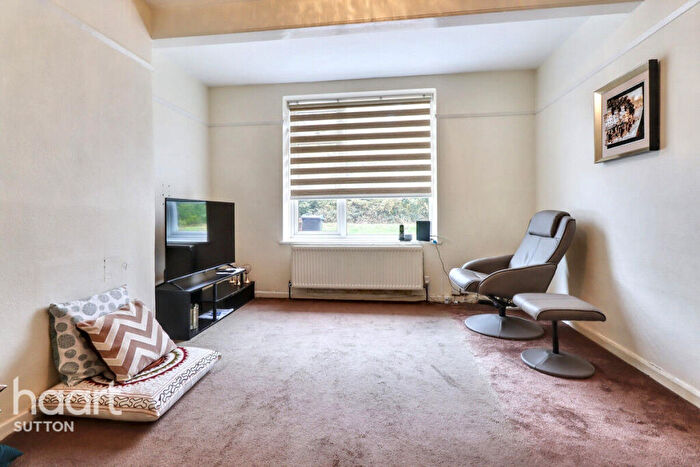 4 Bedroom Terraced House For Sale In Muchelney Road, Morden, SM4