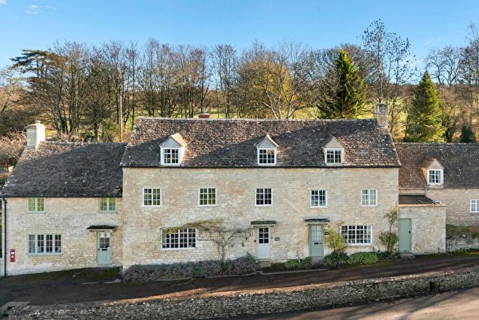 3 Bedroom House For Sale In Little Barrington, The Cotswolds, Burford, OX18