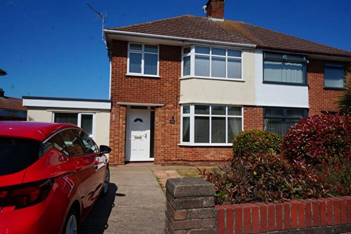 3 Bedroom Semi-Detached House To Rent In Clapgate Lane, Ipswich, Suffolk, IP3