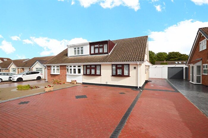 3 Bedroom Bungalow For Sale In Allerton Road, Whitchurch, Bristol, BS14