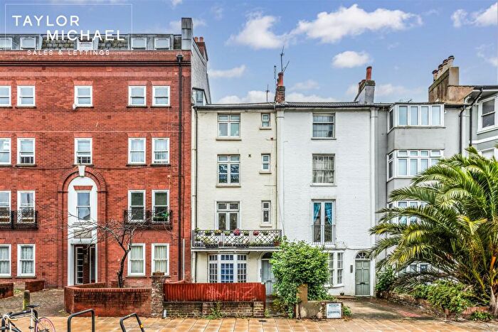 1 Bedroom Flat To Rent In Richmond Place, Brighton, BN2