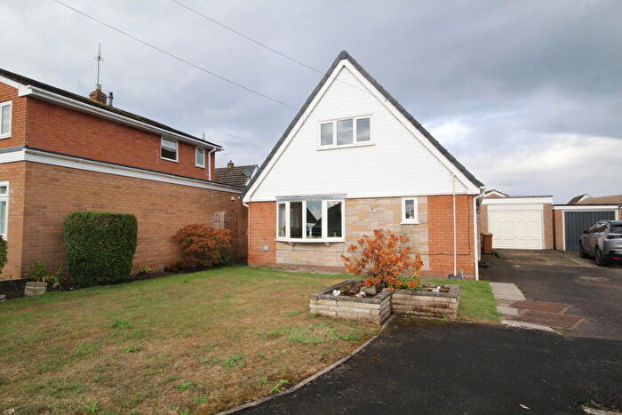 2 Bedroom Detached Bungalow For Sale In Churchill Close, Hawarden, CH5