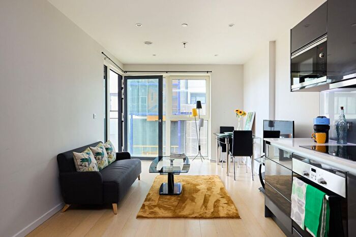 1 Bedroom Flat For Sale In Cassia Point, East Village, E20