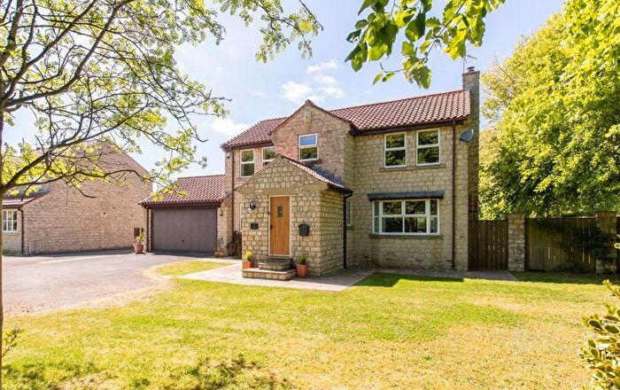 4 Bedroom Detached House For Sale In Acres Close, Helmsley, YO62